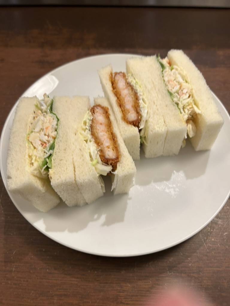 さえらのサンドイッチ
